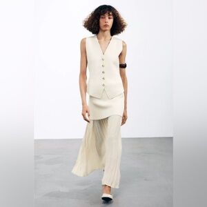 Zara Cream Vest and Skirt Tulle Set with Gold Buttons
